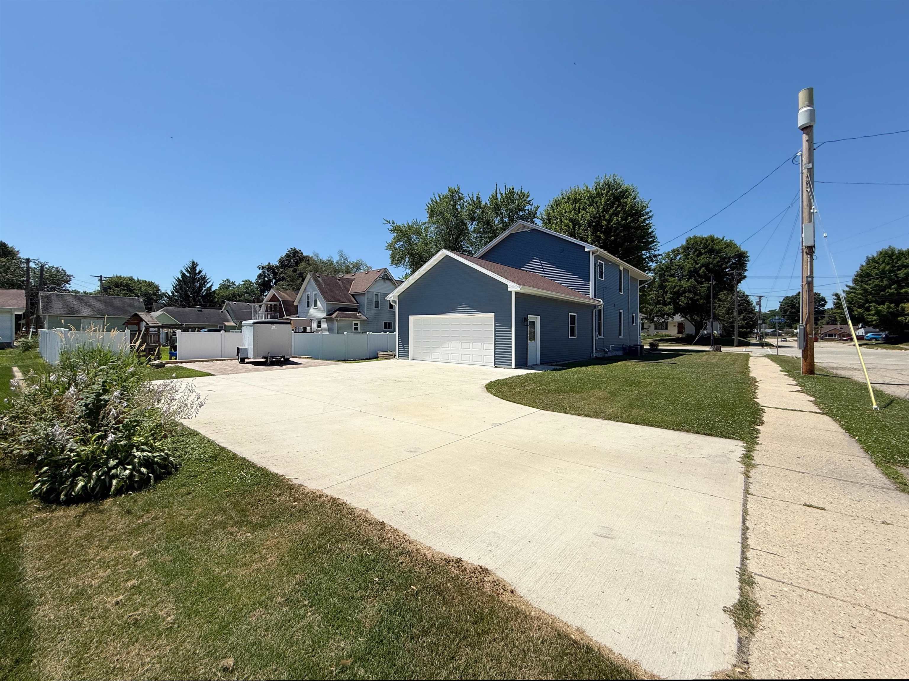442 North Monroe Street Waterloo, WI 53594 - Photo 7 of 67