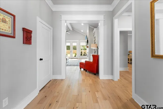 $389,900 | 416 Deer Point Cove, Chandler, TX 75758