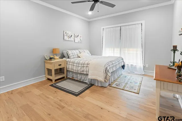 $389,900 | 416 Deer Point Cove, Chandler, TX 75758