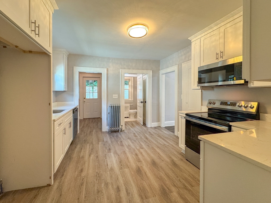 185 Leyfred Terrace Springfield, MA 01108 - Photo 11 of 35