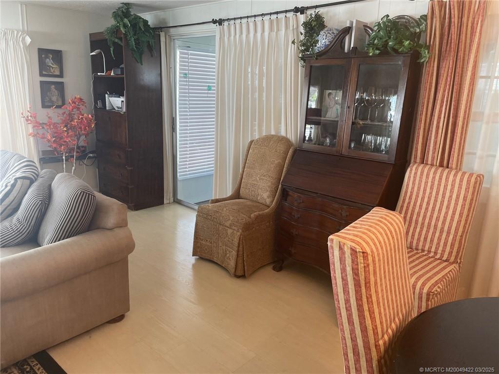 217 Southeast Easy Street Stuart, FL 34994 - Photo 8 of 19 Gallery Image 8