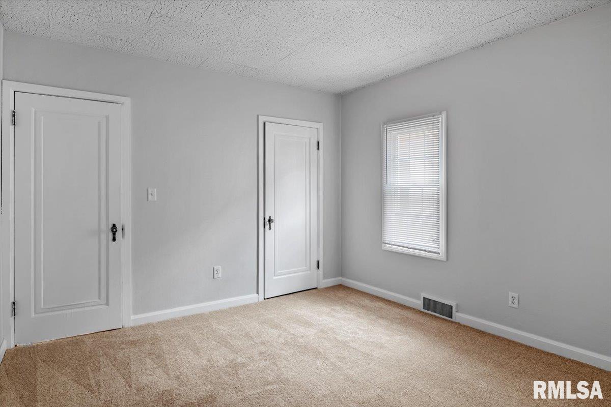 2043 South 4th Street Springfield, IL 62703 - Photo 12 of 34