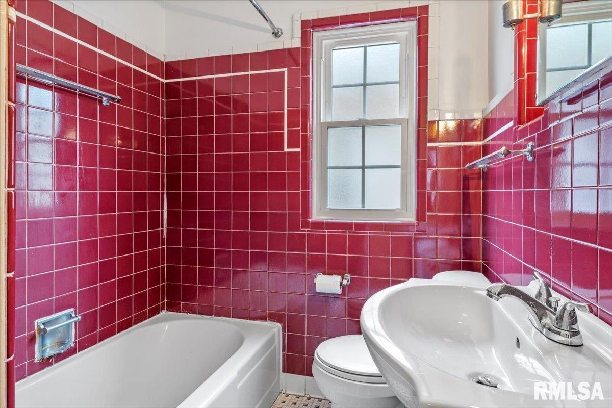 2043 South 4th Street Springfield, IL 62703 - Photo 13 of 34