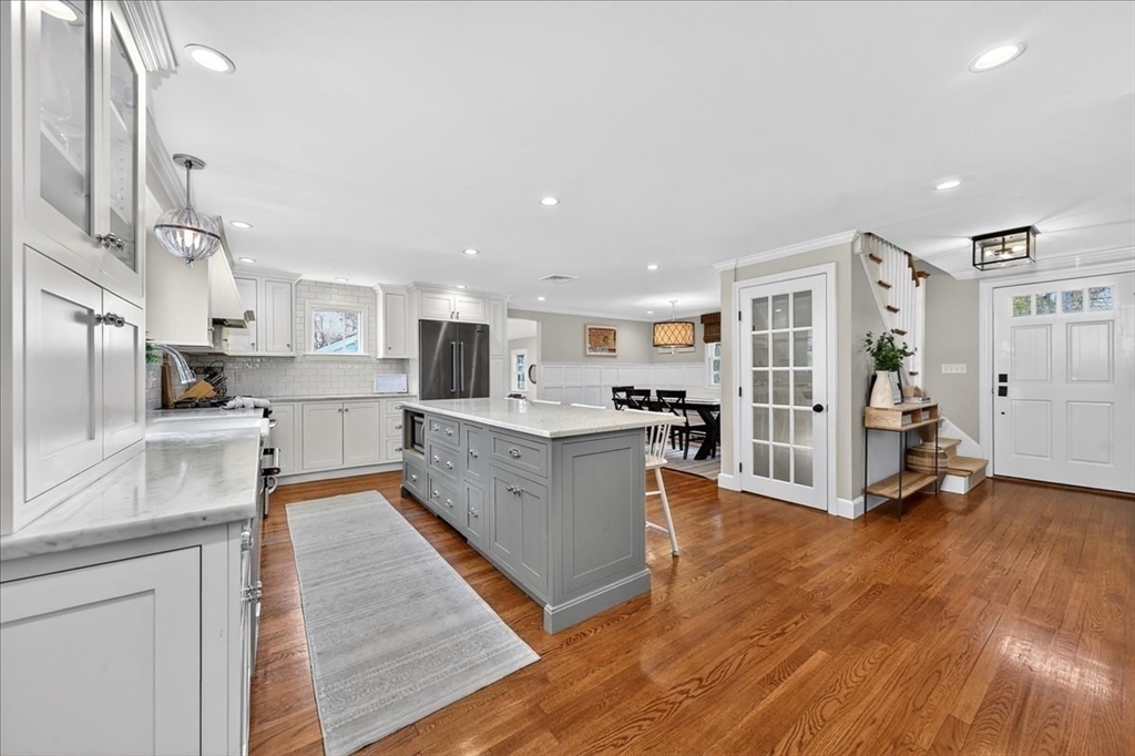 75 Brewster Road Cohasset, MA 02025 - Photo 8 of 35