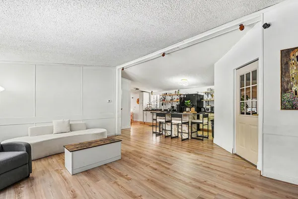 $289,900 | 710 Edgecreek Drive, Wayland, MI 49348