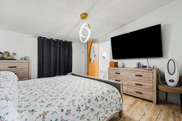 $289,900 | 710 Edgecreek Drive, Wayland, MI 49348