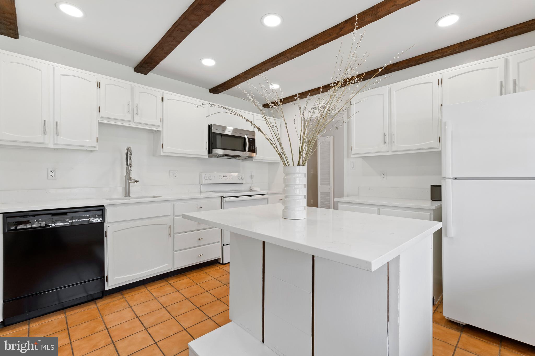 2509 Goldcup Lane Reston, VA 20191 - Photo 11 of 43 Kitchen island