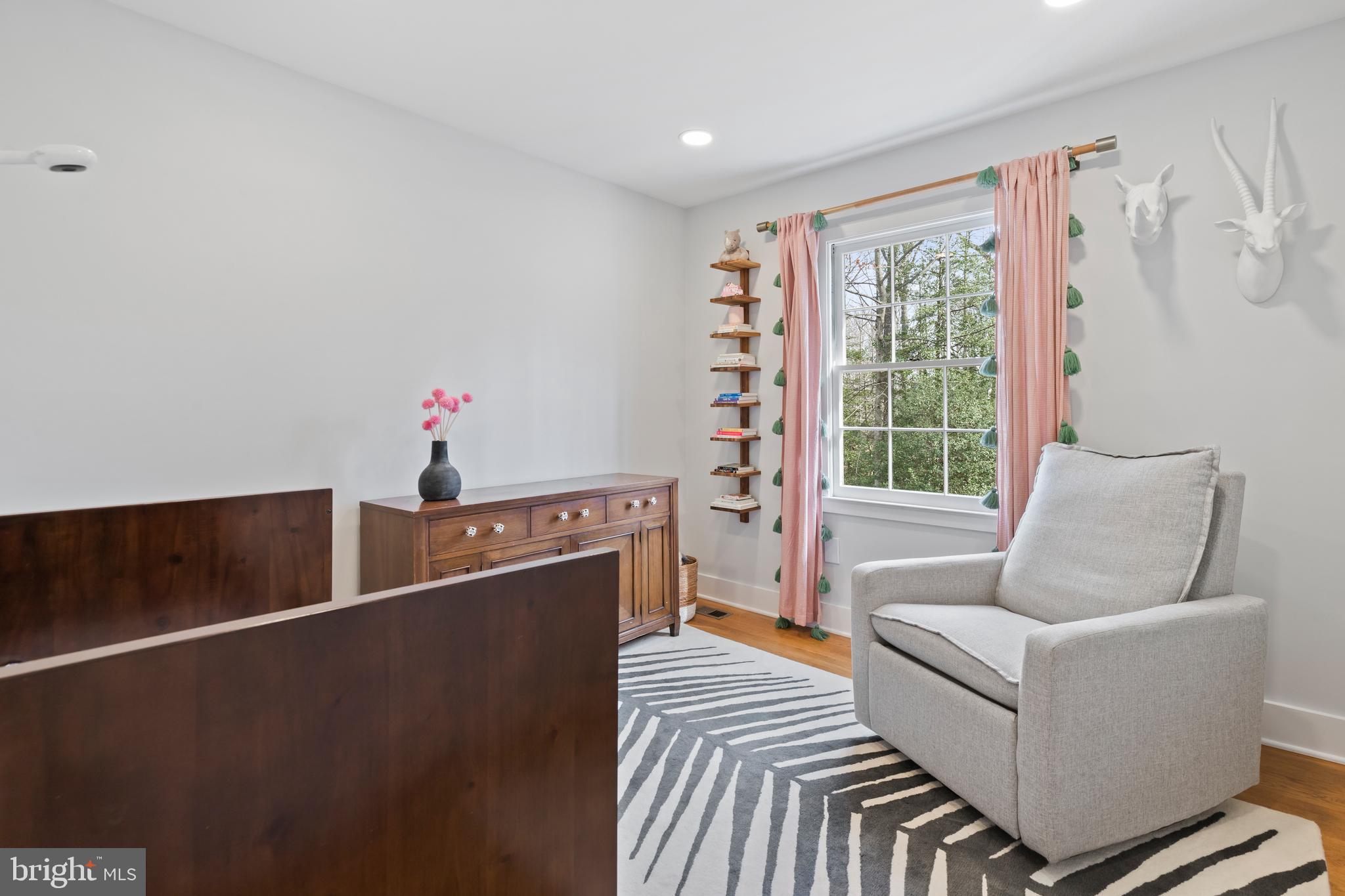2509 Goldcup Lane Reston, VA 20191 - Photo 23 of 43 Second bedroom