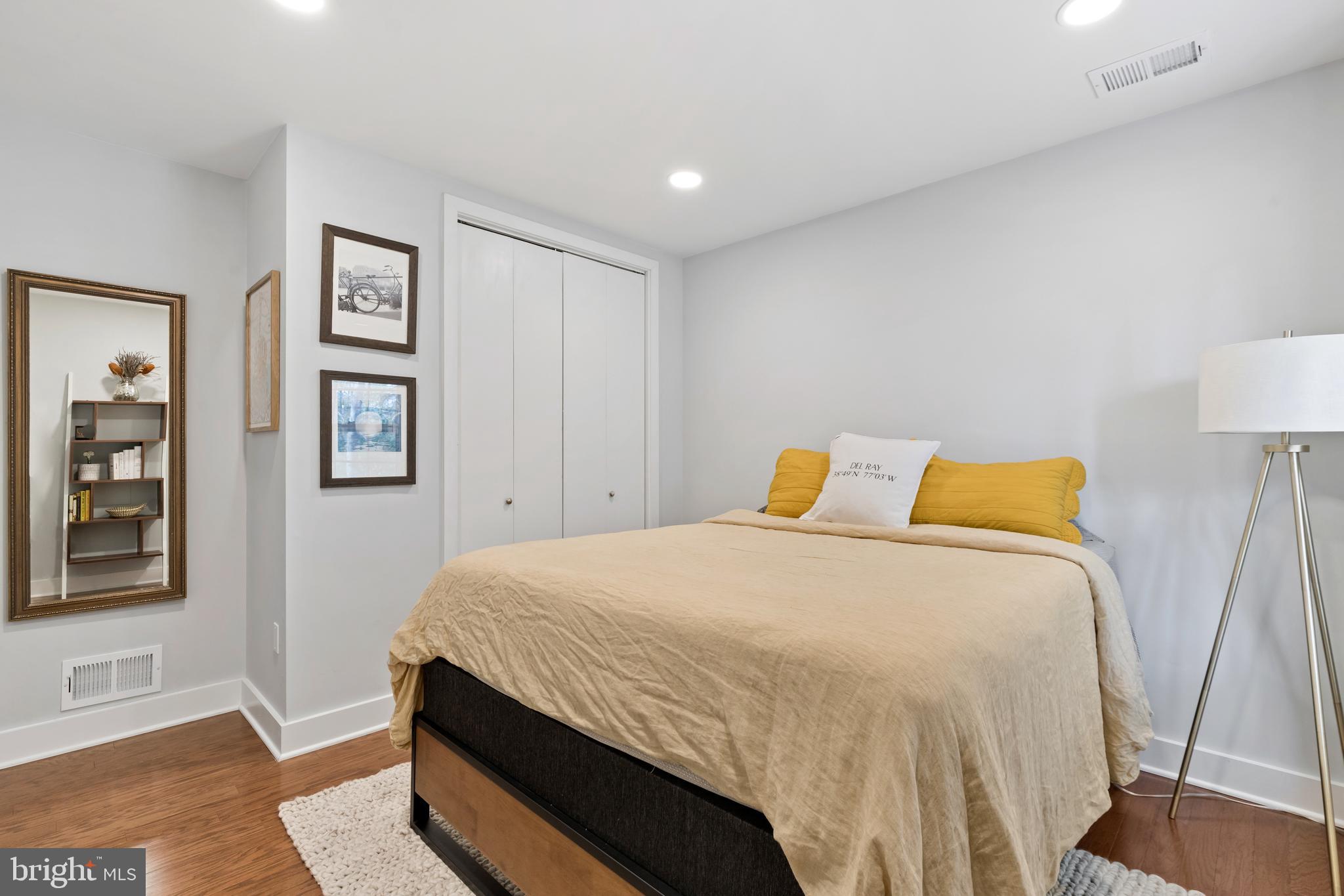 2509 Goldcup Lane Reston, VA 20191 - Photo 31 of 43