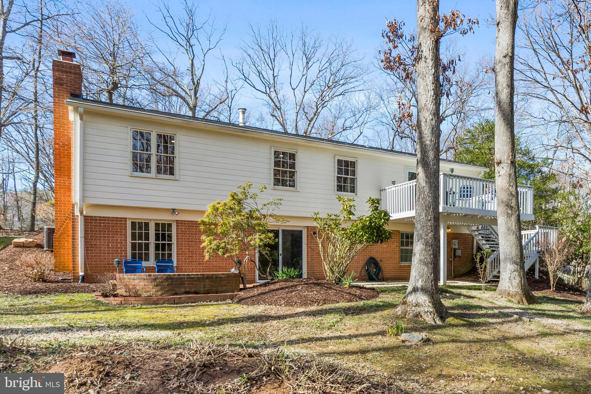 2509 Goldcup Lane Reston, VA 20191 - Photo 38 of 43 Deck and patio view