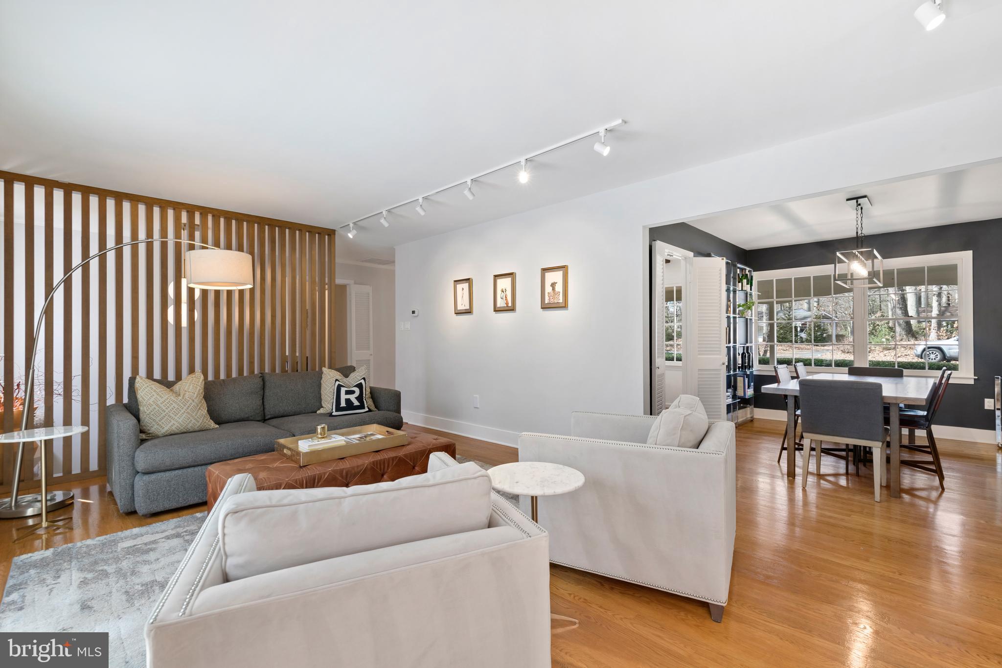 2509 Goldcup Lane Reston, VA 20191 - Photo 7 of 43 Open living great for entertaining