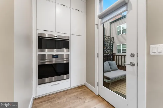 $1,025,000 | 3533 Bellflower Lane, Rockville, MD 20852