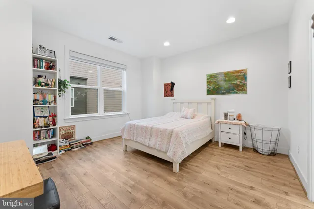 $1,025,000 | 3533 Bellflower Lane, Rockville, MD 20852