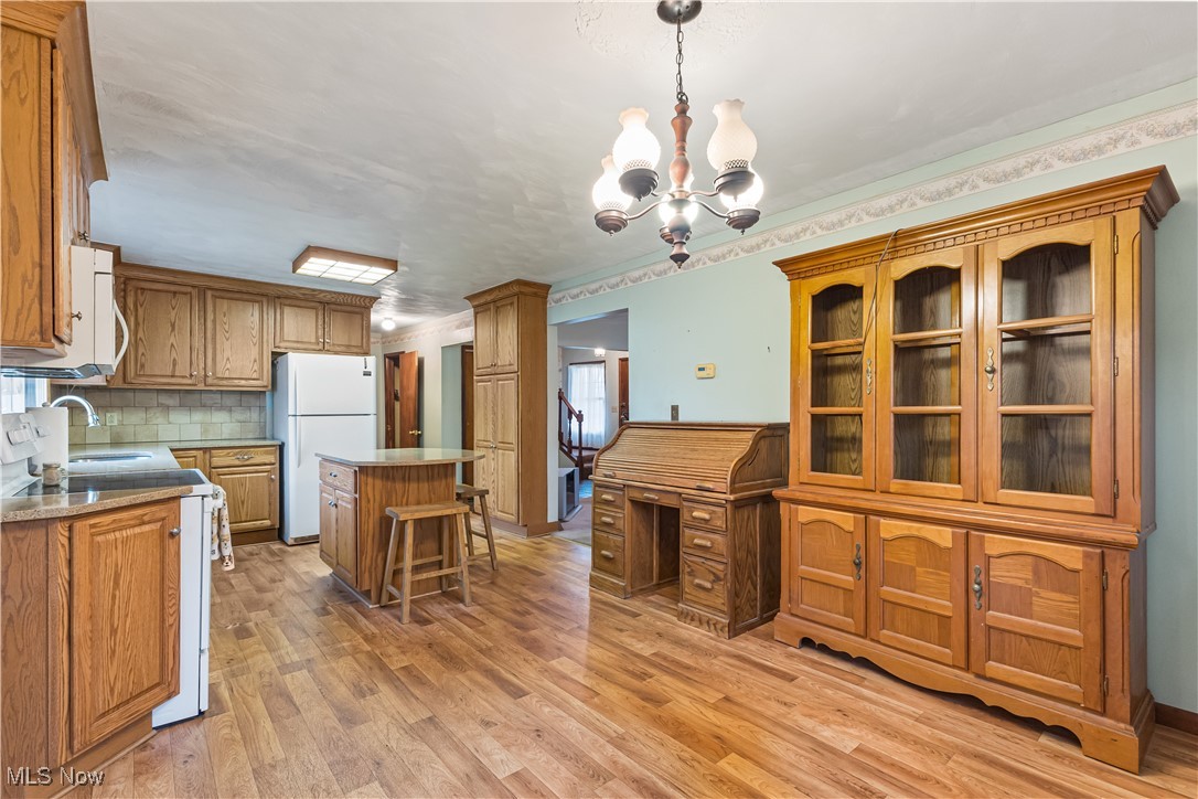 4859 Templeton Road Northwest Warren, OH 44481 - Photo 4 of 42 Gallery Image 4