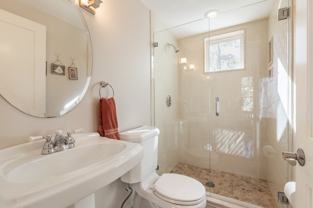 274 Marrett Road Lexington, MA 02421 - Photo 19 of 36