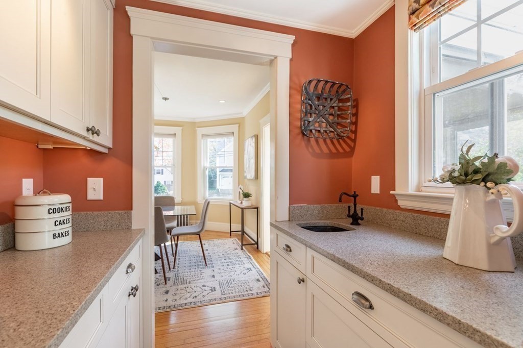 274 Marrett Road Lexington, MA 02421 - Photo 10 of 36