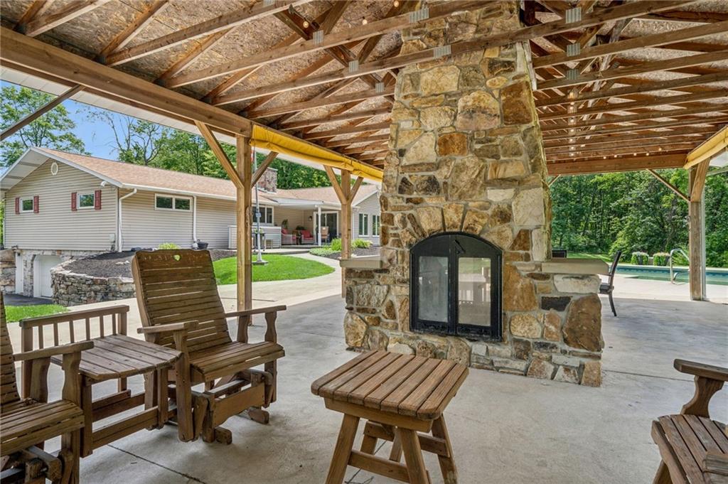 140 Quarry Road Latrobe, PA 15650 - Photo 10 of 42