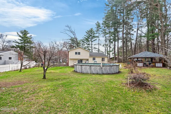$435,000 | 500 Acre Drive, Guilderland, NY 12303