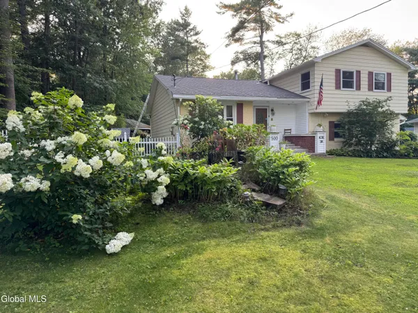 $435,000 | 500 Acre Drive, Guilderland, NY 12303
