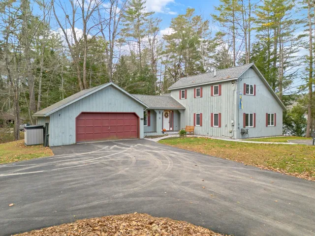 $655,000 | 183 Loon Cove Lane, Winthrop, ME 04364