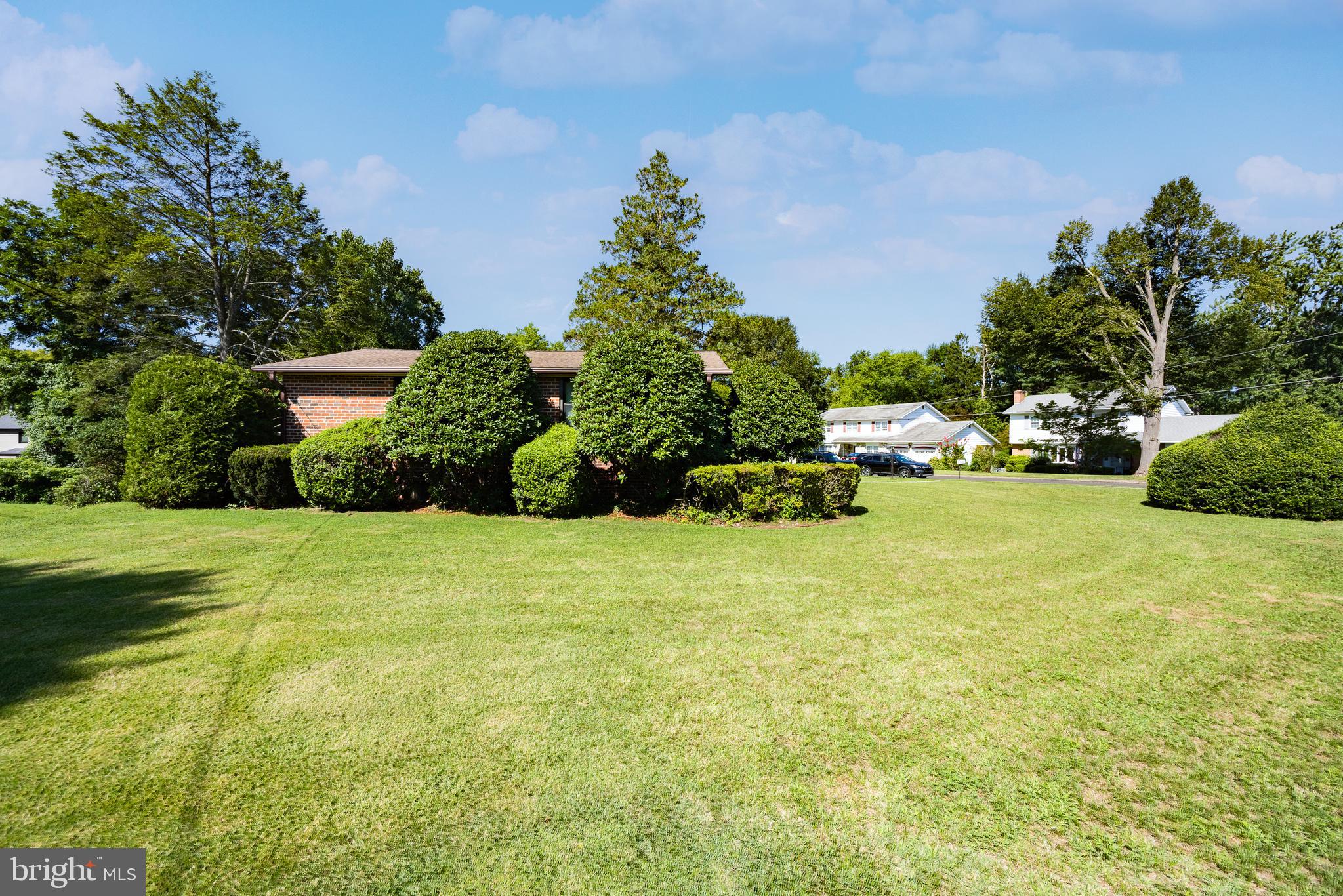 975 Spring View Drive Southampton, PA 18966 - Photo 6 of 45 Gallery Image 6