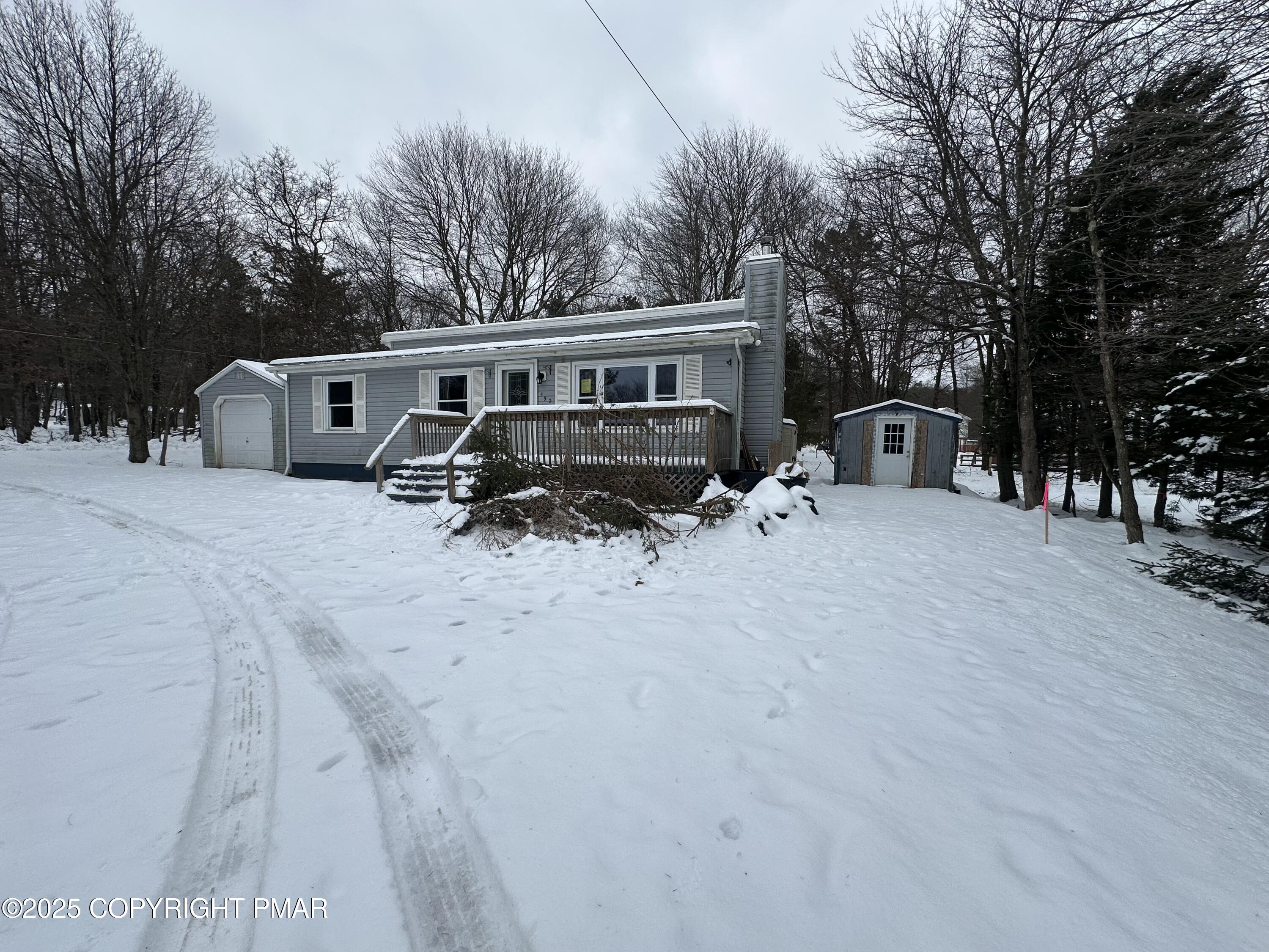492 Mountain Road Albrightsville, PA 18210 - Photo 2 of 23 492