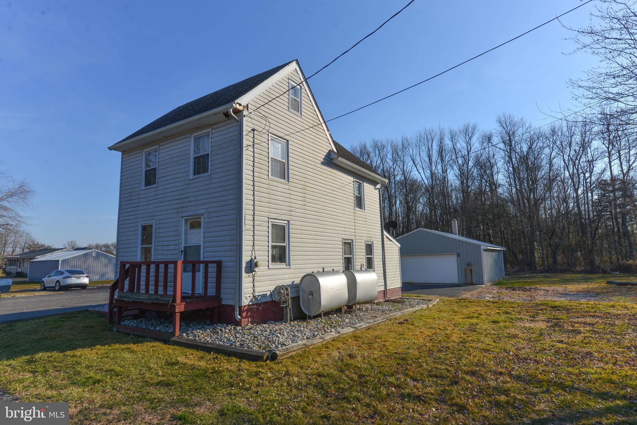303 Quaker Neck Road Salem, NJ 08079 - Photo 2 of 20