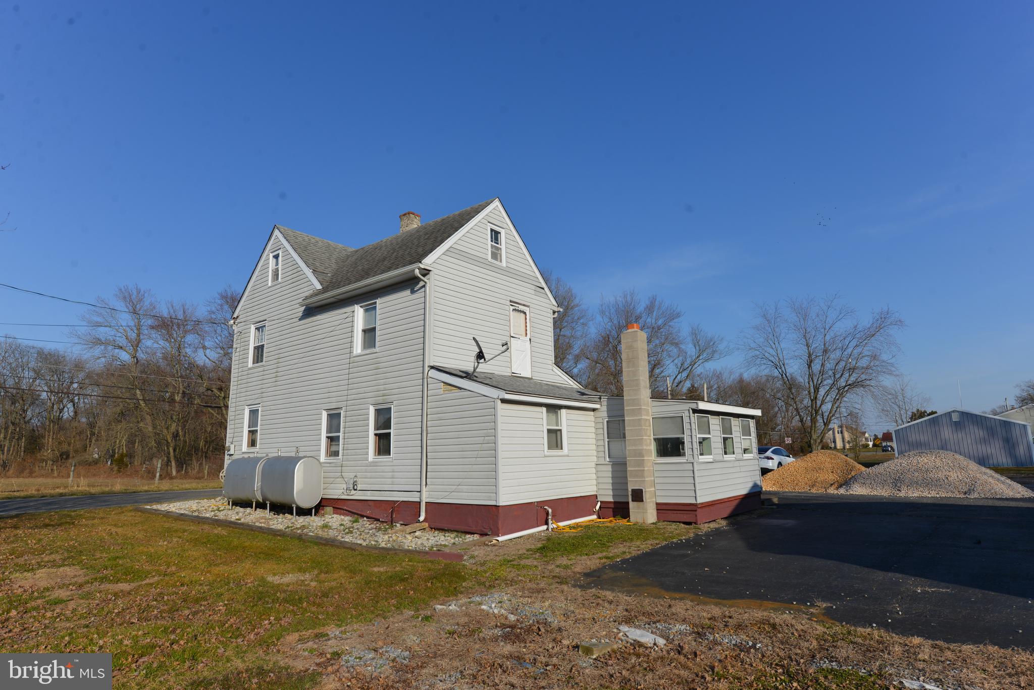 303 Quaker Neck Road Salem, NJ 08079 - Photo 3 of 20