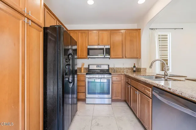 $727,500 | 674 Nile River Drive, Oxnard, CA 93036