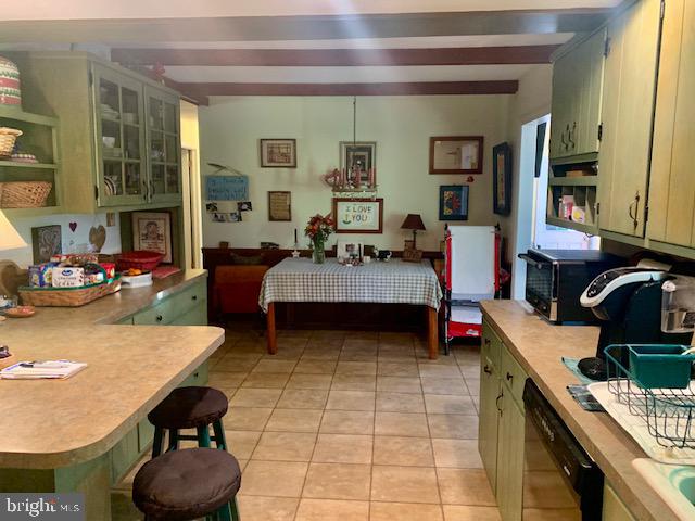1694 Cedar Top Road Reading, PA 19607 - Photo 10 of 48 Kitchen with dining area or buffet area
