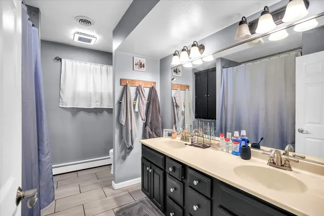 $218,500 | 407 South Washington Street, Sidney, IL 61877