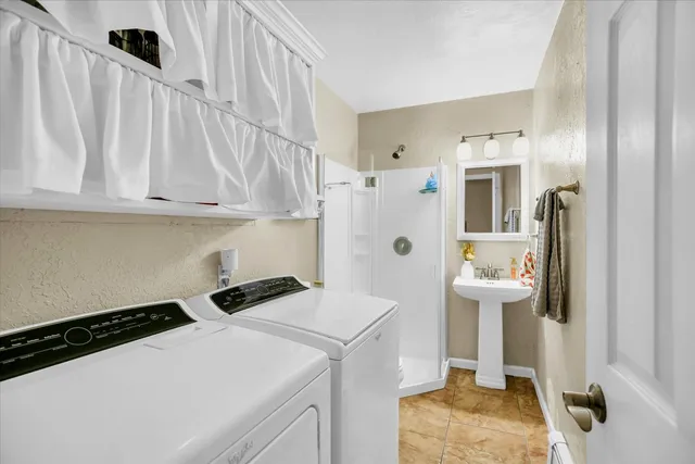 $218,500 | 407 South Washington Street, Sidney, IL 61877