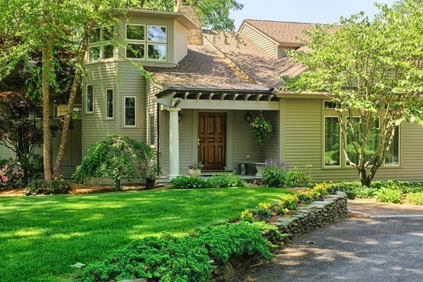 174 Scribner Road Tyngsborough, MA 01879 - Photo 1 of 30