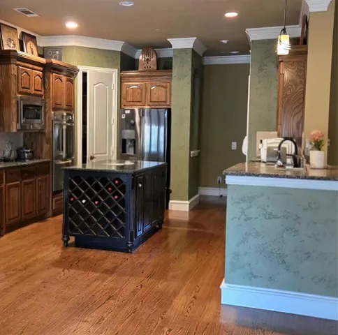 $890,000 | 415 Stoney Creek Boulevard, Sunnyvale, TX 75182