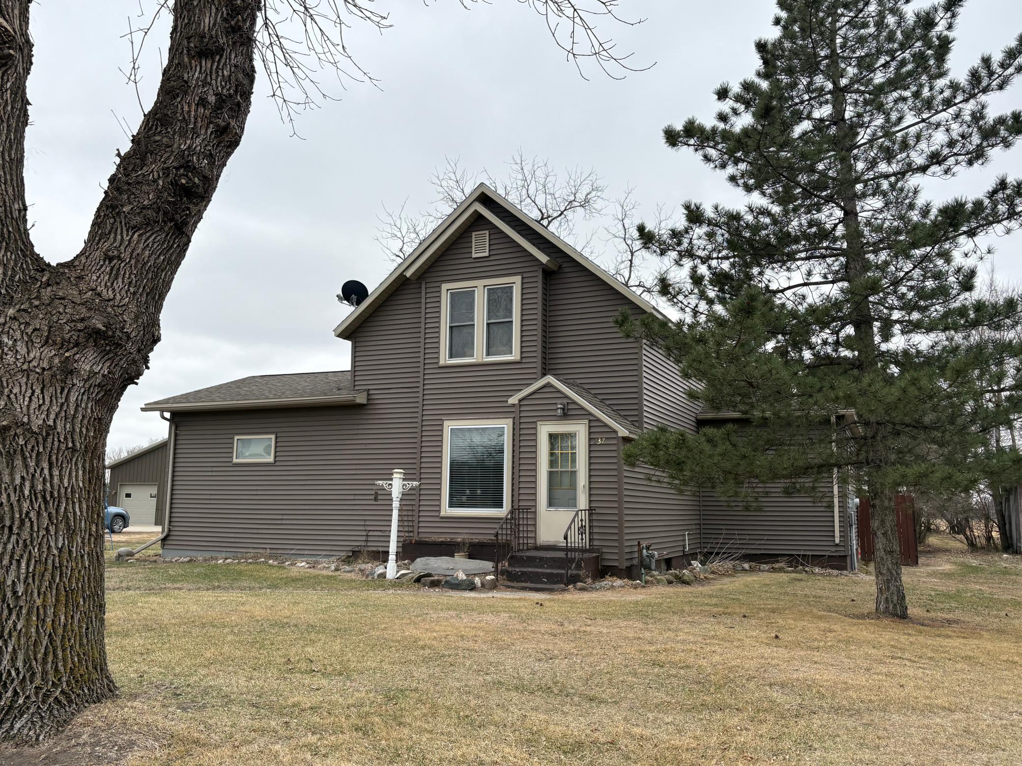 237 South Paul Street Appleton, MN 56208 - Photo 1 of 35