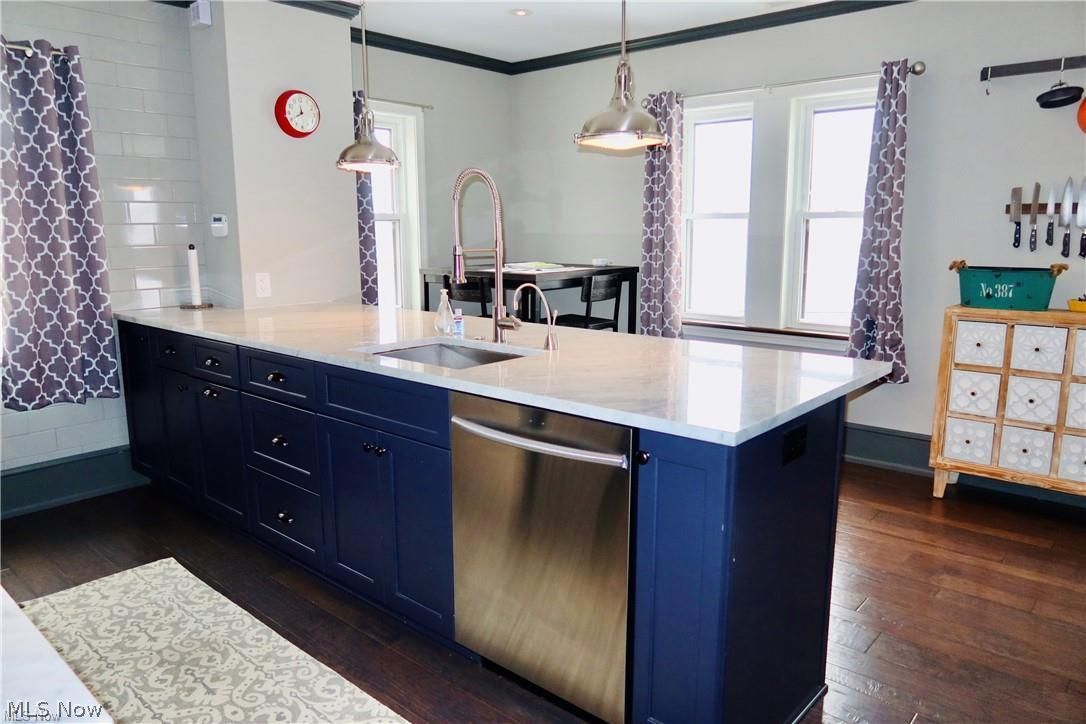 2231 West 10th Street, Unit 2 Cleveland, OH 44113 - Photo 6 of 25