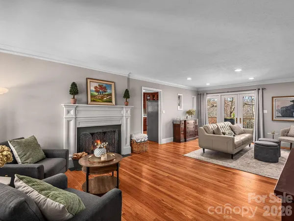 $829,000 | 500 North Griffing Boulevard, Asheville, NC 28804