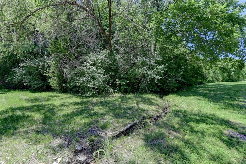11511 Ridge Drive Independence, MO 64054 - Photo 4 of 11