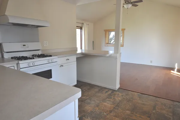 $1,500 | 19006 West Edwards Road, Antioch, IL 60002