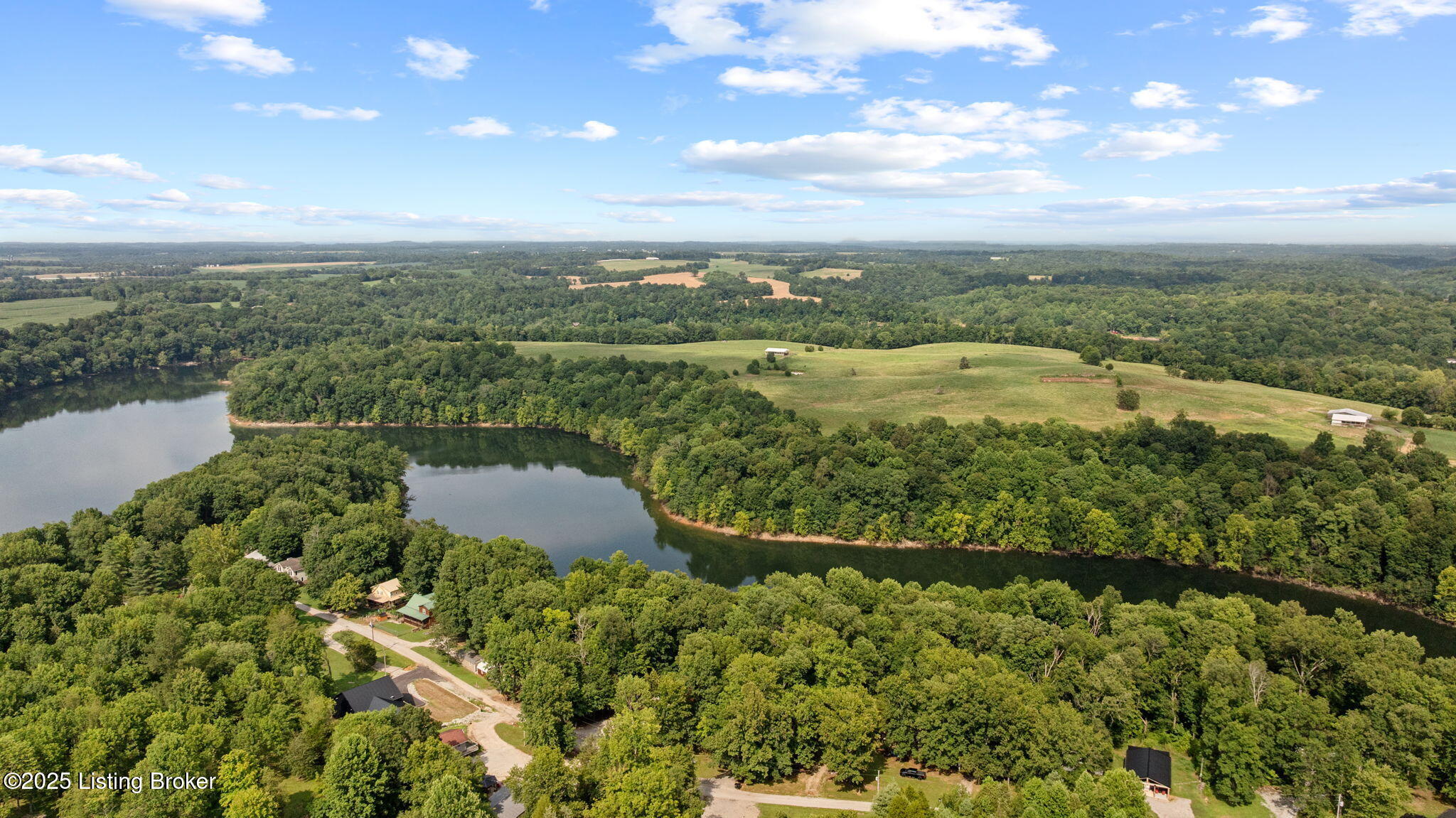 479 Indian Ridge Road Falls Of Rough, KY 40119 - Photo 4 of 39 7-web-or-mls-DJI_20250715160615_0698_D