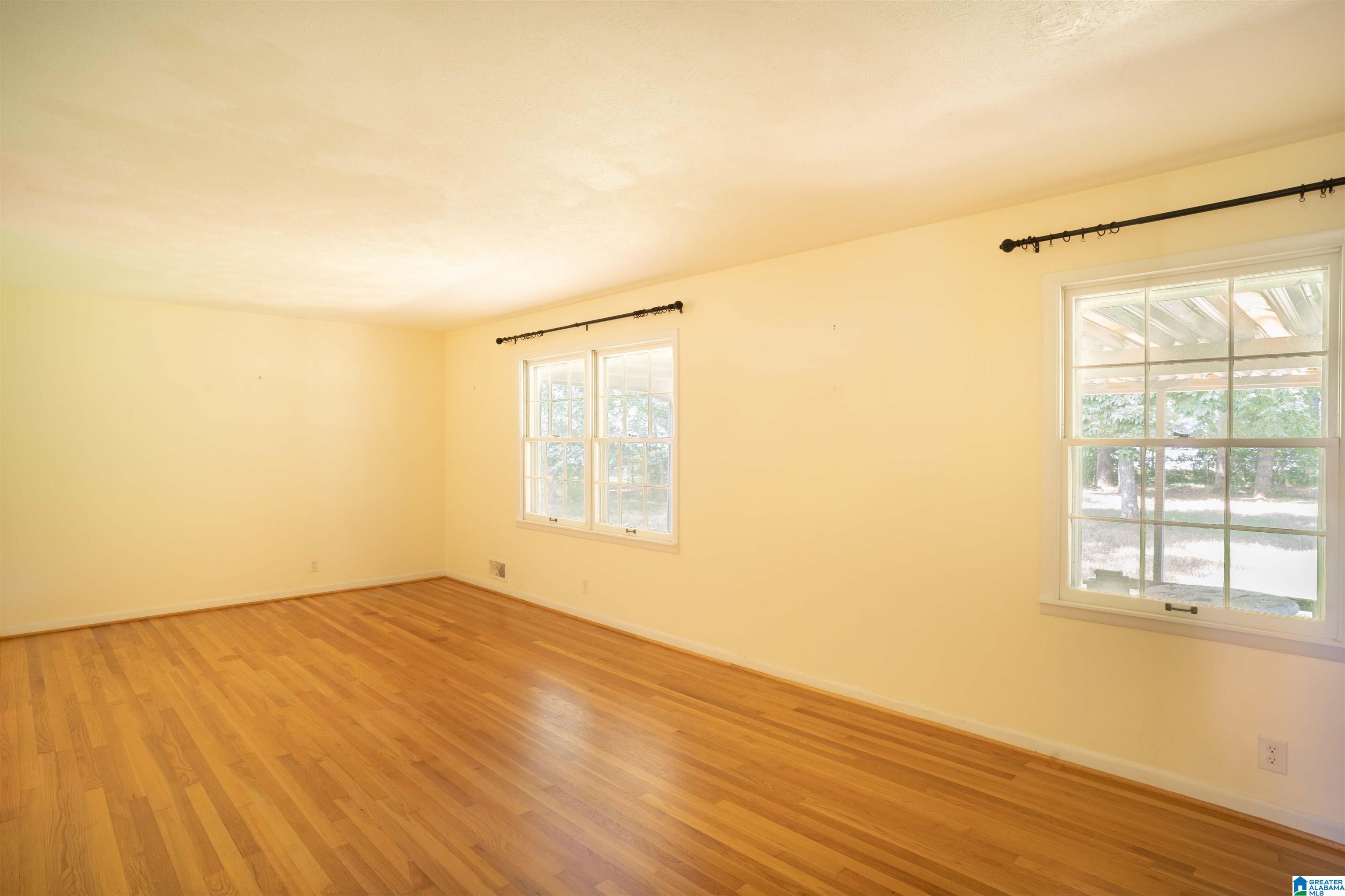 1016 Conger Road Anniston, AL 36207 - Photo 8 of 17
