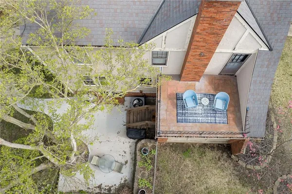 $299,900 | 2004 Ashland Avenue, St. Joseph, MO 64506