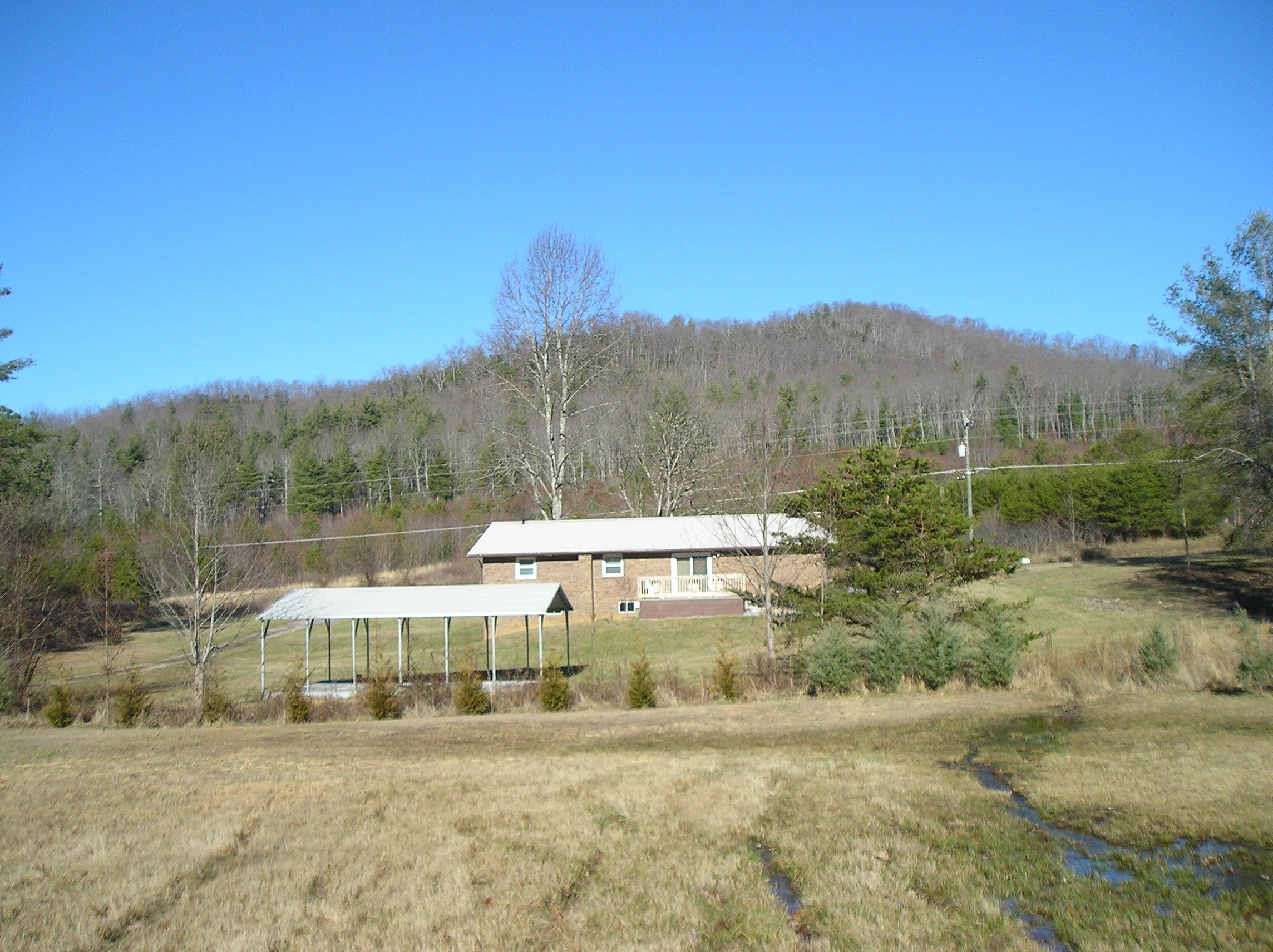 1472 Scioto Road Unicoi, TN 37692 - Photo 25 of 44 P1010019 (5)