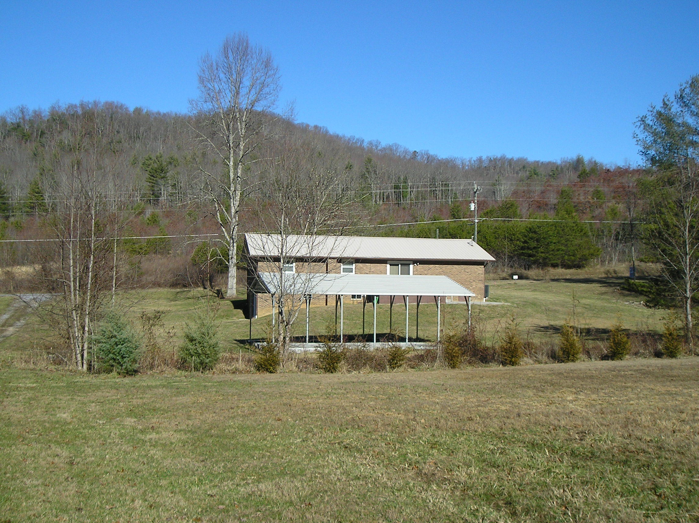 1472 Scioto Road Unicoi, TN 37692 - Photo 26 of 44 P1010017 (5)