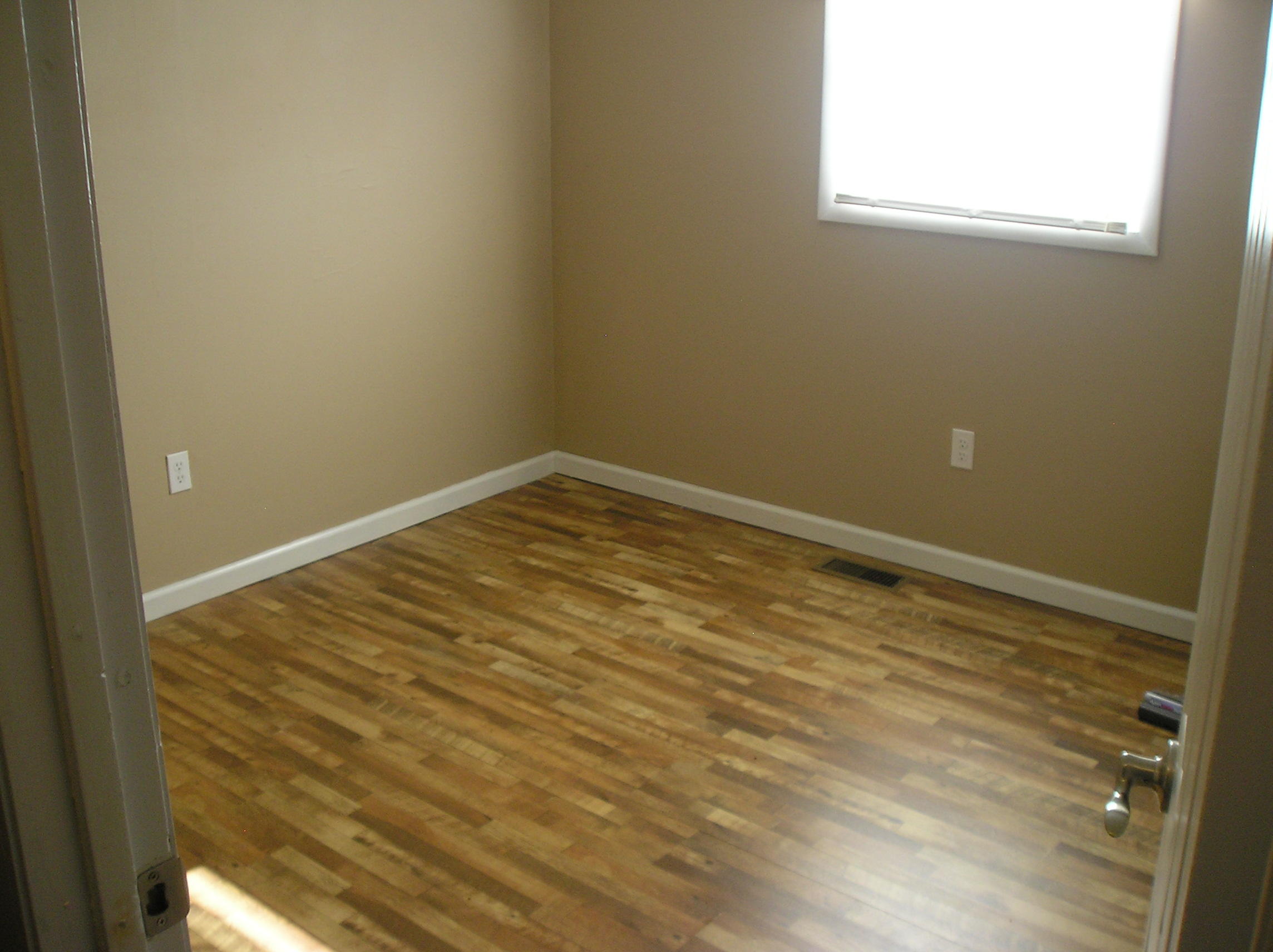 1472 Scioto Road Unicoi, TN 37692 - Photo 39 of 44 P1010032 (4)