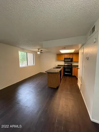 $1,400 | 18811 North 19th Avenue, Unit 2016, Phoenix, AZ 85027