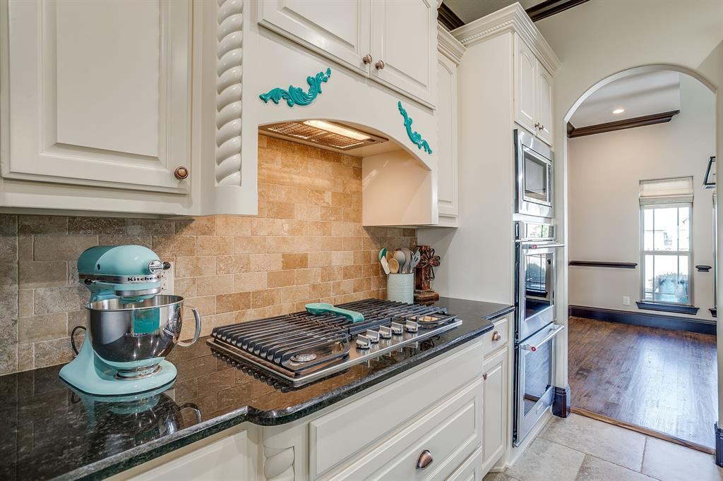 8613 Tuscan Way Godley, TX 76044 - Photo 11 of 40