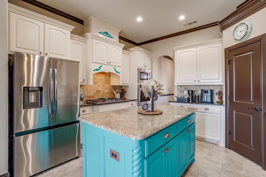 8613 Tuscan Way Godley, TX 76044 - Photo 12 of 40