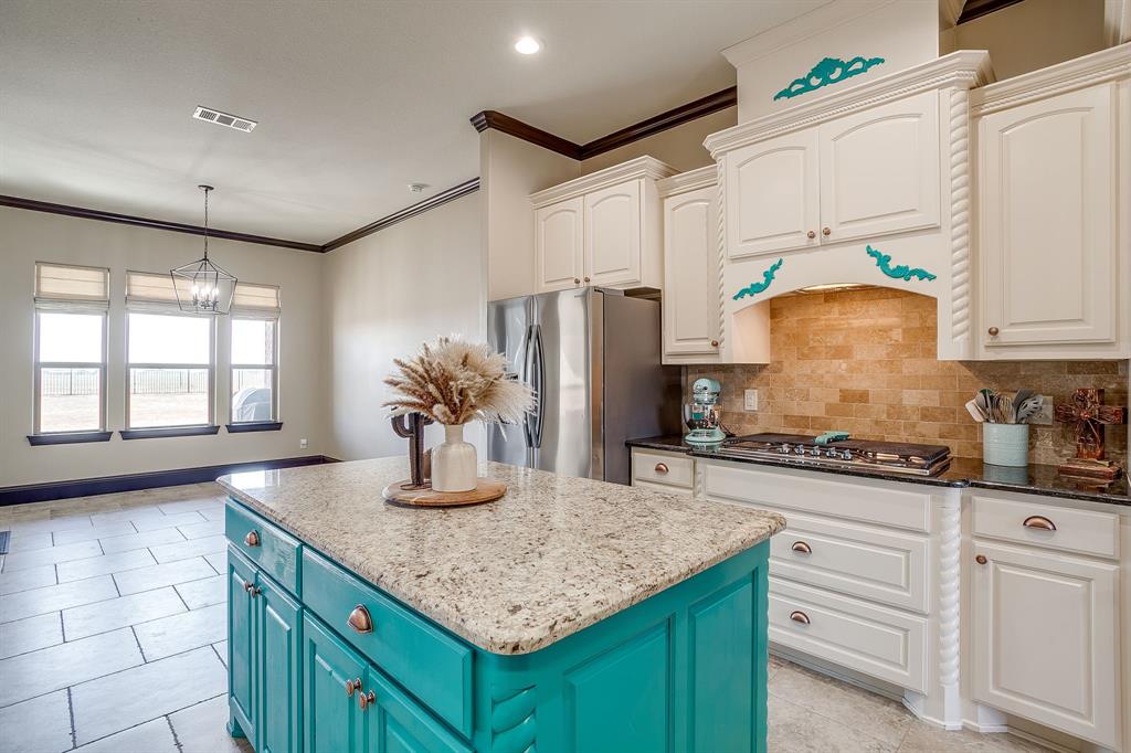 8613 Tuscan Way Godley, TX 76044 - Photo 13 of 40