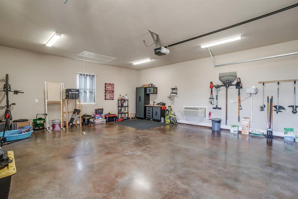 8613 Tuscan Way Godley, TX 76044 - Photo 36 of 40